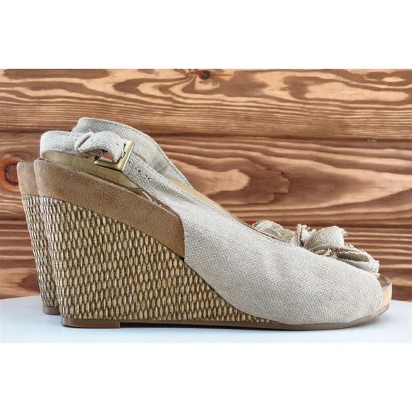 Aerosoles Women Sz 9.5 M Beige Wedge Synthetic‎ Shoes Air Plush - Picture 4 of 7